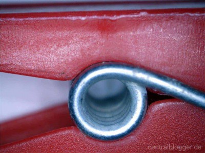 Rote Wäscheklammer Rote Wäscheklammer