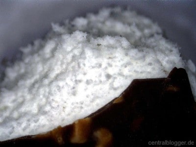 Vanilleeis mit Schokonuss Überzug Vanilleeis mit Schokonuss Überzug