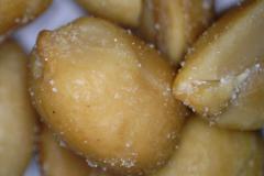 Ein paar gesalzene Erdnuesse