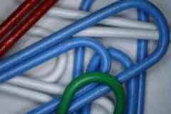 Kleiner Haufen Büroklammern