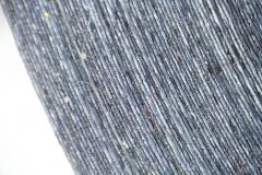 Schwarzes Panzertape auf der Rolle