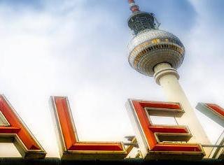 1000 Blickwinkel auf den Berliner Fernsehturm 7 fernsehturm overview wp II